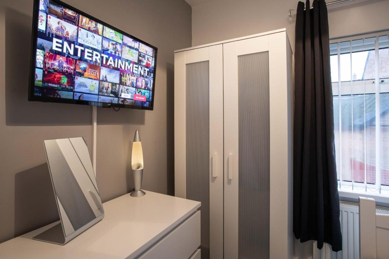 Refurbished Home, 8 Mins To Cc Belfast Buitenkant foto
