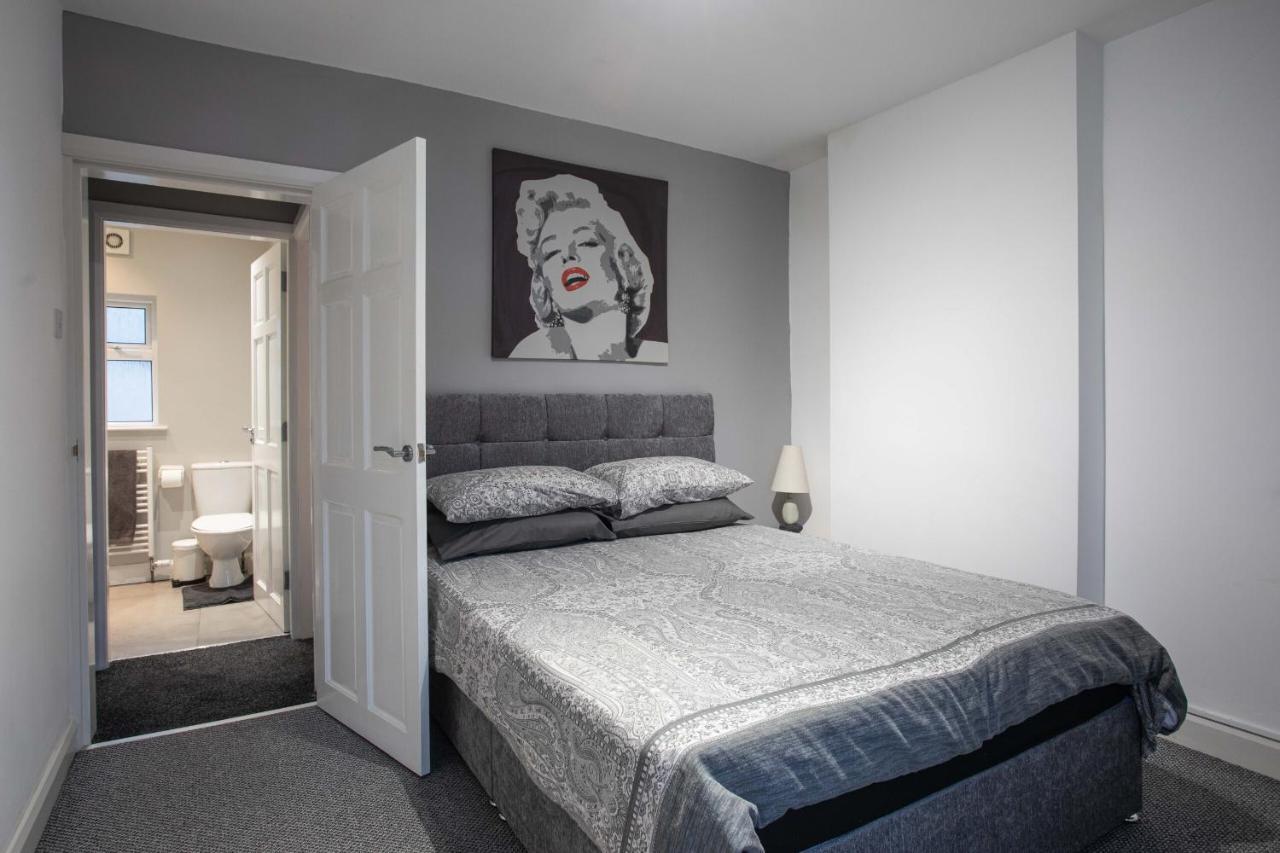 Refurbished Home, 8 Mins To Cc Belfast Buitenkant foto